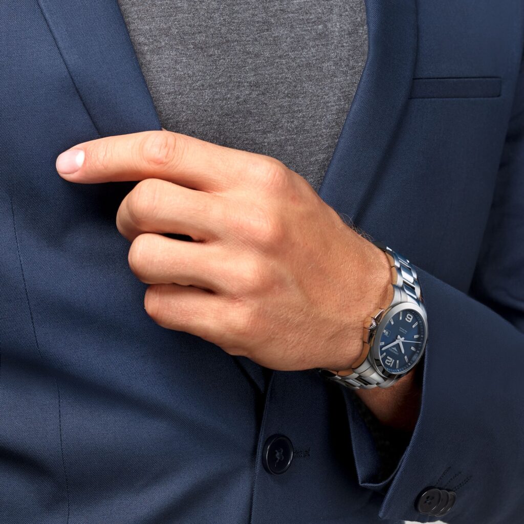 Longines Conquest L37774996 - All Watches 万金表行